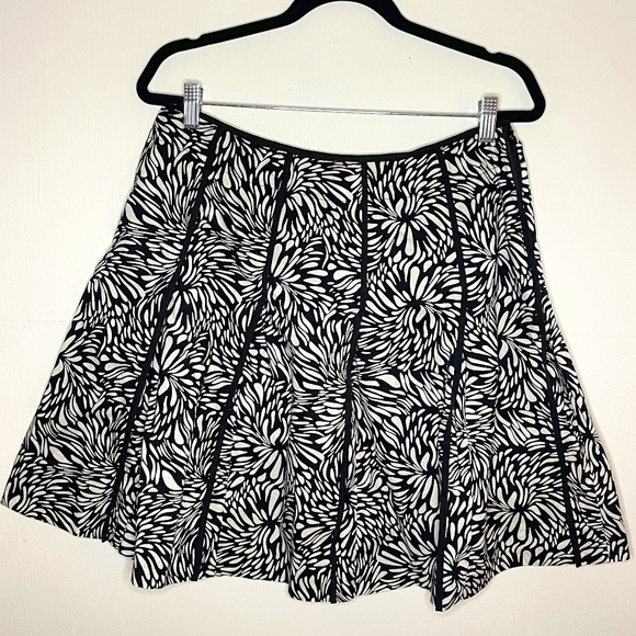 Nine West Printed Skirt Size 12 - Picture 1 of 5